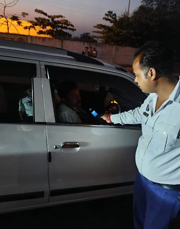 नशेबाज वाहन चालकों पर सख्ती, 1186 शराबी वाहन चालकों पर कार्यवाही कर भेजा न्यायालय