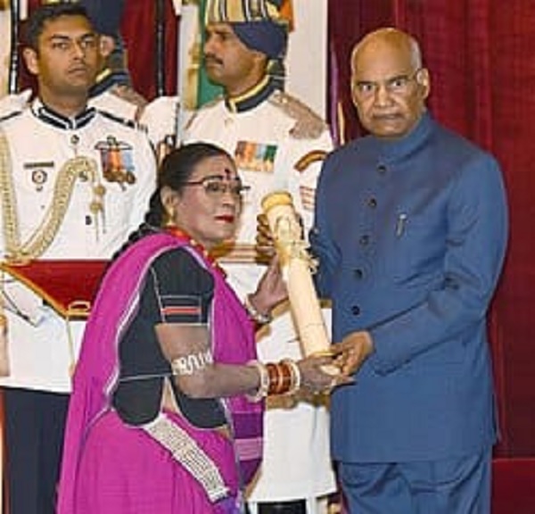 पद्म विभूषण तीजन बाई को भावभीनी श्रद्धांजलि, छत्तीसगढ़ की लोकसंस्कृति की अमर आवाज़ हुई शांत