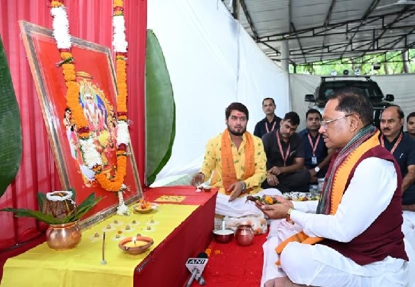 सृजन, कौशल और श्रम के सम्मान का संदेश देती है भगवान विश्वकर्मा की आराधना: मुख्यमंत्री साय